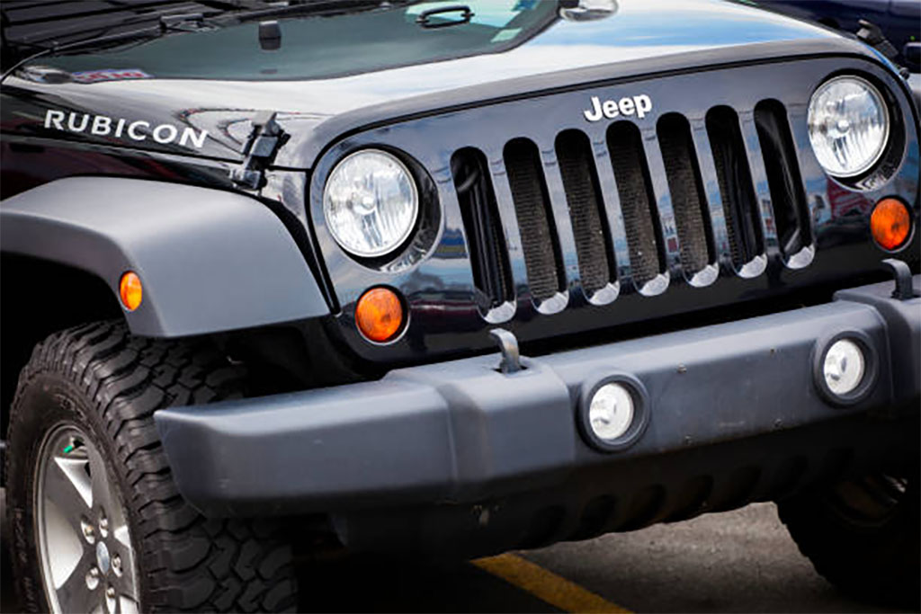 The Jeep Experience: Advantages and Disadvantages of Owning a Jeep